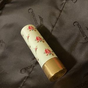 Gucci sheer lipstick 401